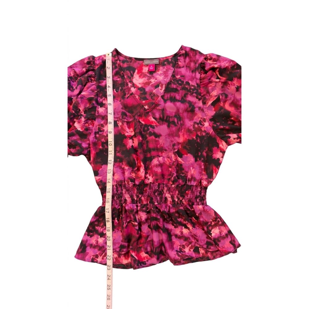 Vince Camuto Floral Smocked Waist Peplum Top Fuchsia Black Balloon Sleeve S EUC - Picture 3 of 4